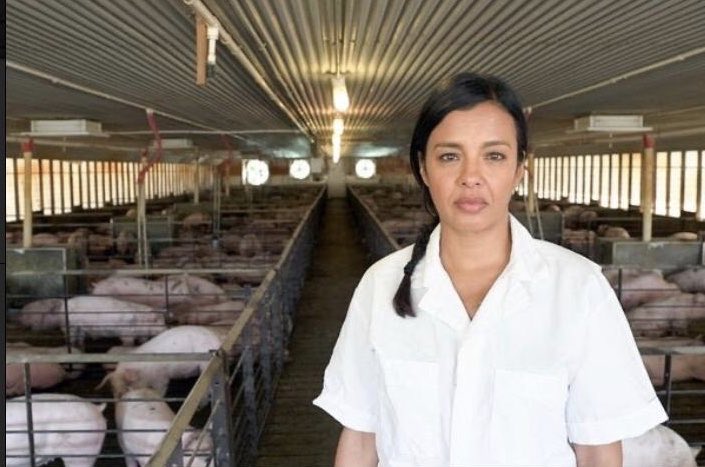 lizbonnin's tweet image. I’m filming &amp;amp; unable to Live tweet tonight. The scale of meat production to meet (&amp;amp; drive) global demand is harming our planet but knowledge is power: armed with the facts we can all make informed choices about where we want our food to come from.
#meat #OurPlanetMatters @BBCOne