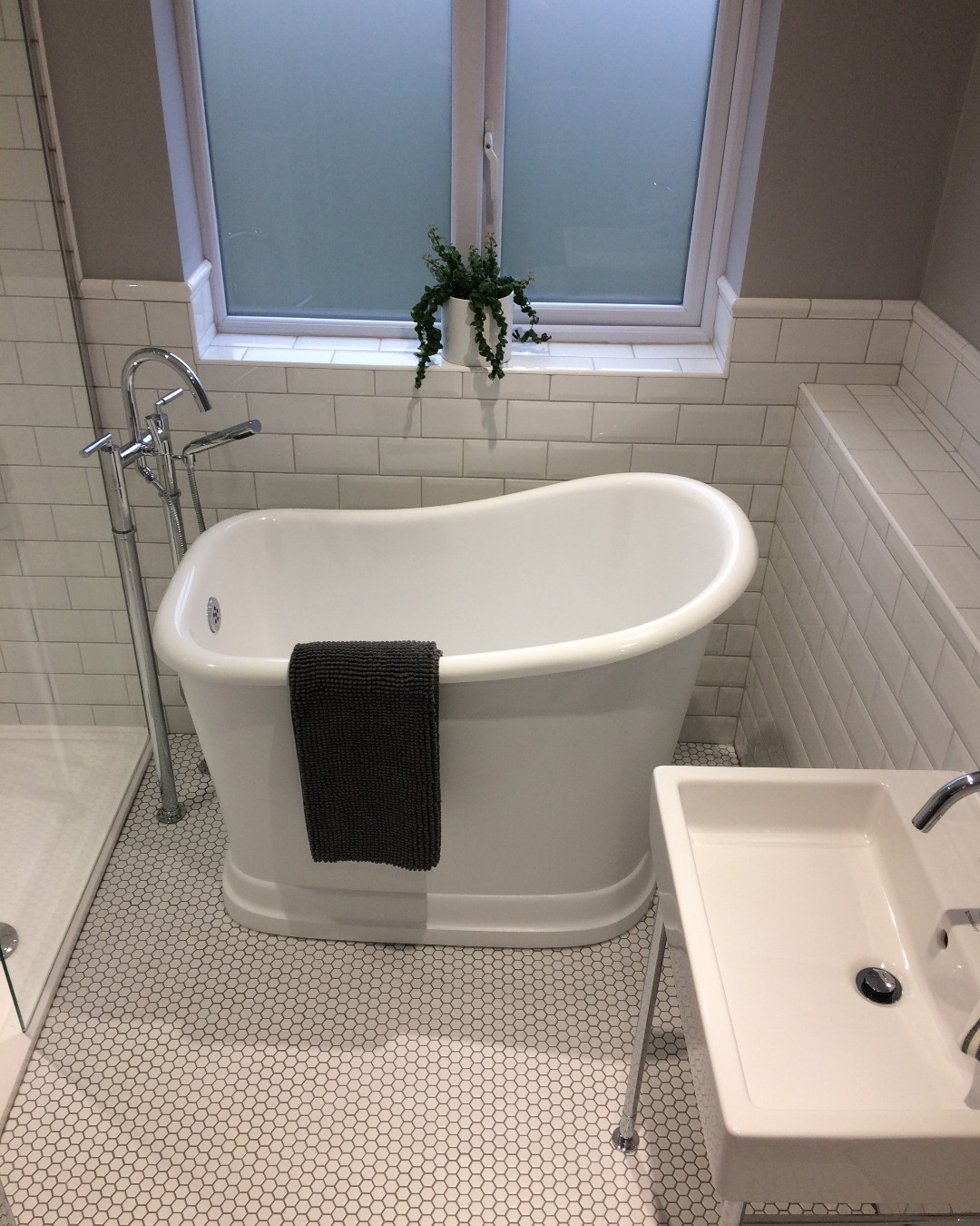 Discover more than 148 short slipper bath best kenmei.edu.vn