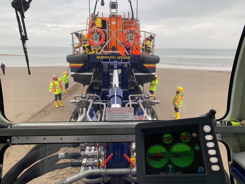 RNLI_Barmouth's tweet photo. Having shown you earlier this month the view of an evening recovery from the SLARs operators seat, this is what they see in daylight.... what a great view!! Photos courtesy of our volunteer crew member Paul Williams #RNLI #Barmouth #ShoreCrew #TrainOneSaveMany #EllaLarsen https://t.co/cdzyfjXdjT