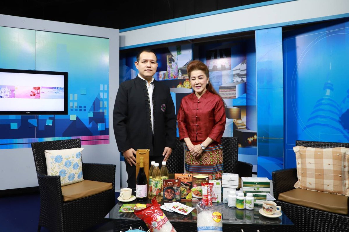 HalalScienceCM's tweet photo. ประชาสัมพันธ์ “Halal For All” ภายใต้งาน หอการค้าแฟร์ 2019 เพื่อกระตุ้นการท่องเที่ยว ยกระดับสินค้าฮาลาลในพื้นที่ภาคเหนือ ผ่านรายการเช้านี้ที่ภาคเหนือ ช่อง NBT
อ่านต่อ.https://t.co/xYXyhE3aa2
#HSCCM #HSCNews #HalalForAll #หอการค้าแฟร์ https://t.co/wdKhJnljl8