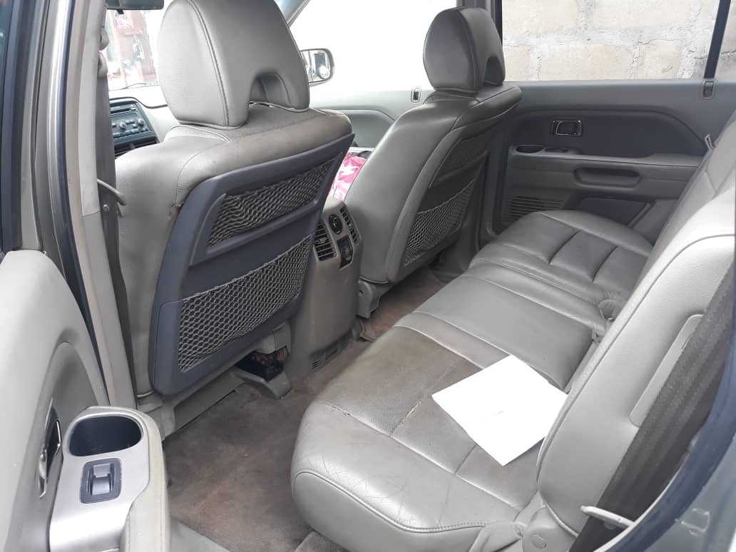 OrcbLimited's tweet image. Honda Pilot 07 model, Tokunbo, Clean &amp;amp; working perfectly, all you have to do is buy &amp;amp; drive, nothing to fix, Price tag is #2M, location (Ikeja) if interested or you need any other car or you want to Sell/Fix your car contact us on 08180910184 or orcbagents@gmail.com