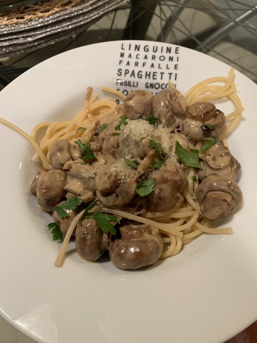 NicoleBouchet's tweet photo. Creamy mushroom pasta for dinner tonight #mushroom #spaghetti #cream #simplerecipesthatwork #nicolebouchet #goodfood #yum #foodlove #eatme #foodideas #mealideas #foodforthought #foodporn #etsynicolebouchet https://t.co/8K2Xq9H2NR
