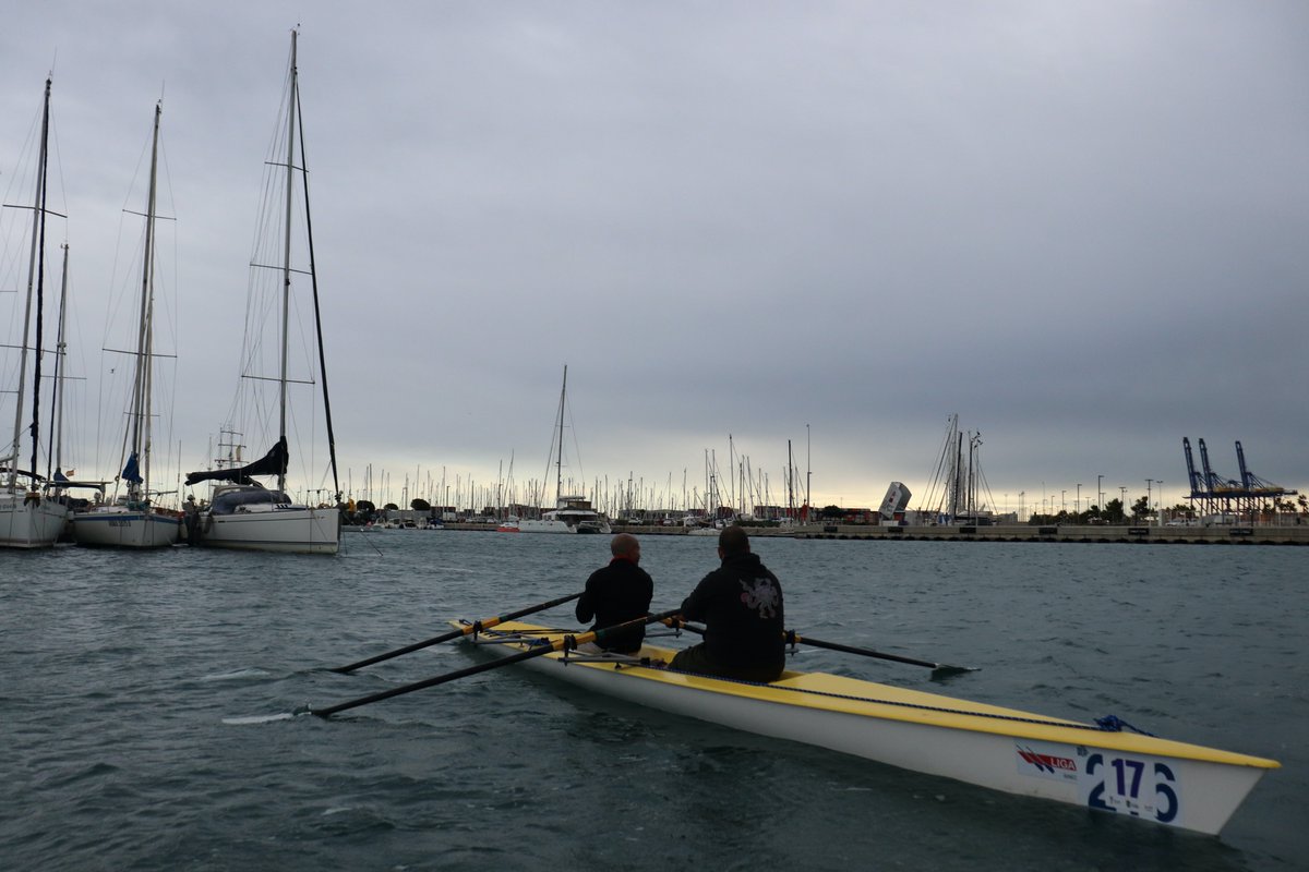 El sabado celebramos junto con <a href="/FREMOCV/">Federación de Remo de la Comunitat Valenciana</a> y el Club de remo Valencia, una jornada de remo inclusivo donde personas don discapacidad intelectual, discapacidad física y ceguera pudieron probar tanto en falucho como en skiff doble. 
Seguro que el club se nutre de nuevos deportistas