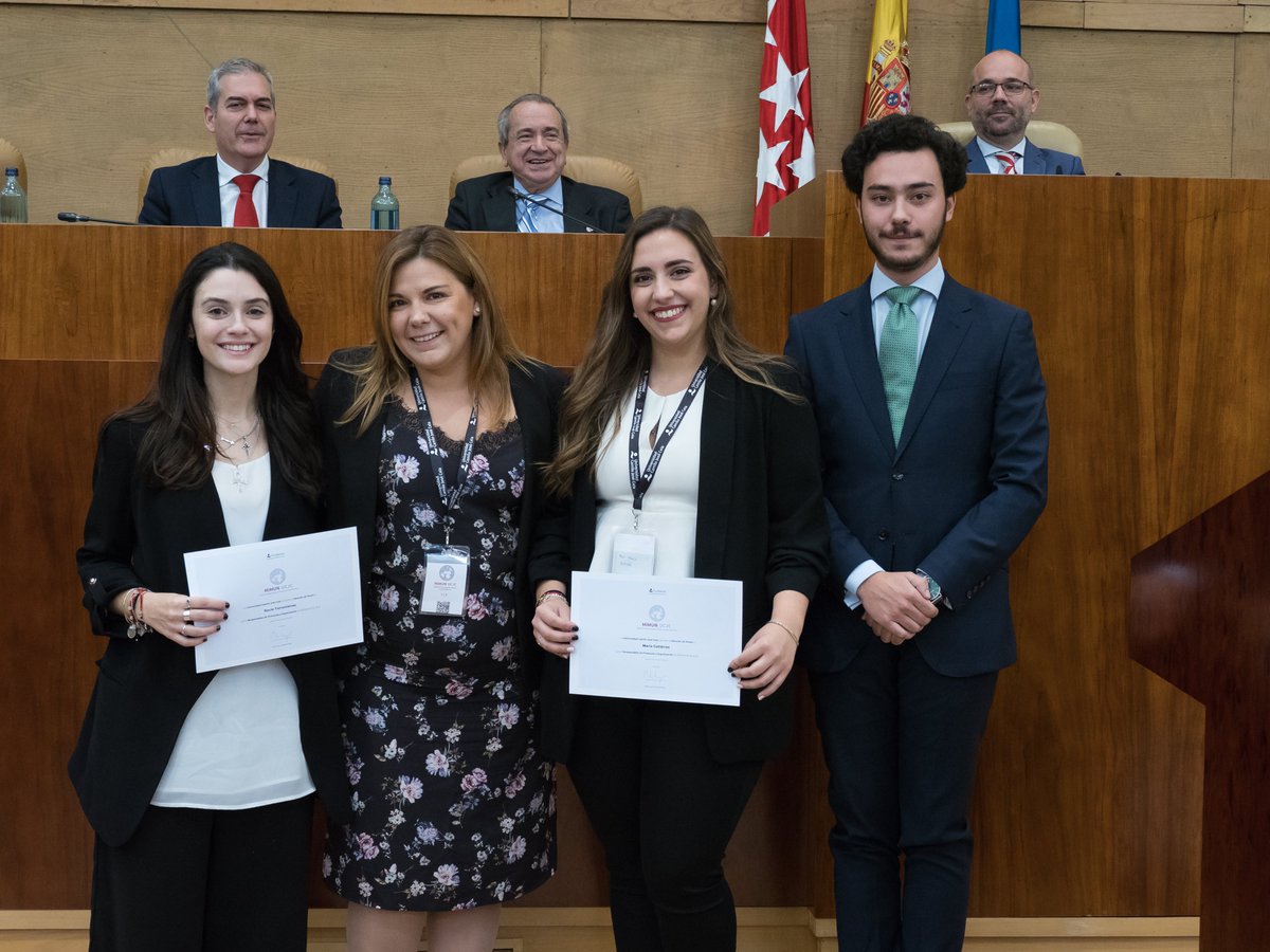 Más reconocimientos de esta V Edición de MiMUN:
- Nuestras Directoras de Protocolo.
- Ganadora del premio a la Delegada Sostenible.
- Premio al Delegado de Prensa para el Director de nuestro medio "Alshatti News".