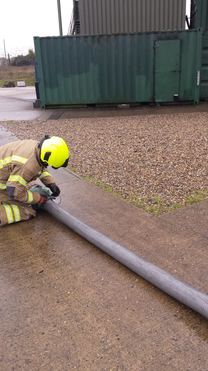 learningfire's tweet image. Good luck to our @SuffolkFire Firefighters from Sudbury and Woodbridge attending their competency assessments today with @SFRSTraining. #knotsandlines