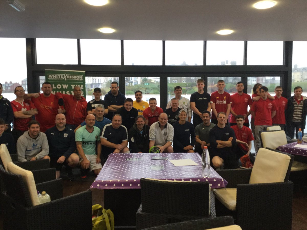 🏃🏻‍♀️🏃🏼‍♂️⚽️| As part of #WhiteRibbon2019, we’re holding a football tournament with our partners and young people to raise awareness of domestic violence. @BlackpoolPolice @WyrePolice <a href="/ActiveLancs/">Active Lancashire</a> <a href="/LancashireFRS/">Lancashire Fire & Rescue Service</a> @PrincesTrust @FCYMCA