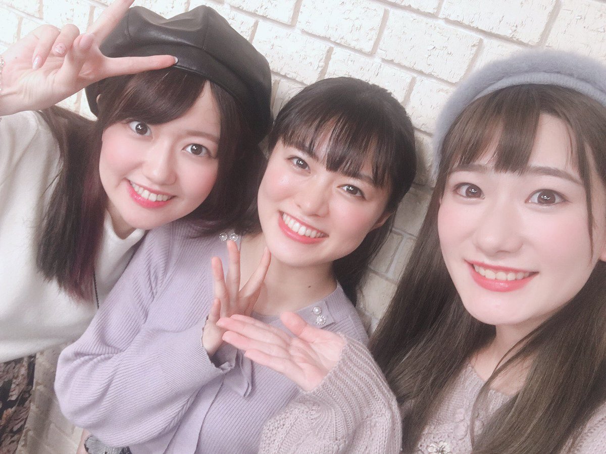 Idol舞show 公式 A Twitter 若月美鈴役の岡咲美保さんよりツイッター用にコメントいただきました ラジオ収録終了いたしました この3人 めっちゃ明るい 笑 ずっと一緒にいられる雰囲気でした ぜひ見てね ドルショウ Idol舞show 撮影もご本人 Idol舞show 公式 A Twitter 若月美鈴役の岡咲美保さんよりツイッター用にコメントいただきました ラジオ収録終了いたしました この3人 めっちゃ明るい 笑 ずっと一緒にいられる雰囲気でした ぜひ見てね ドルショウ Idol舞show 撮影もご本人