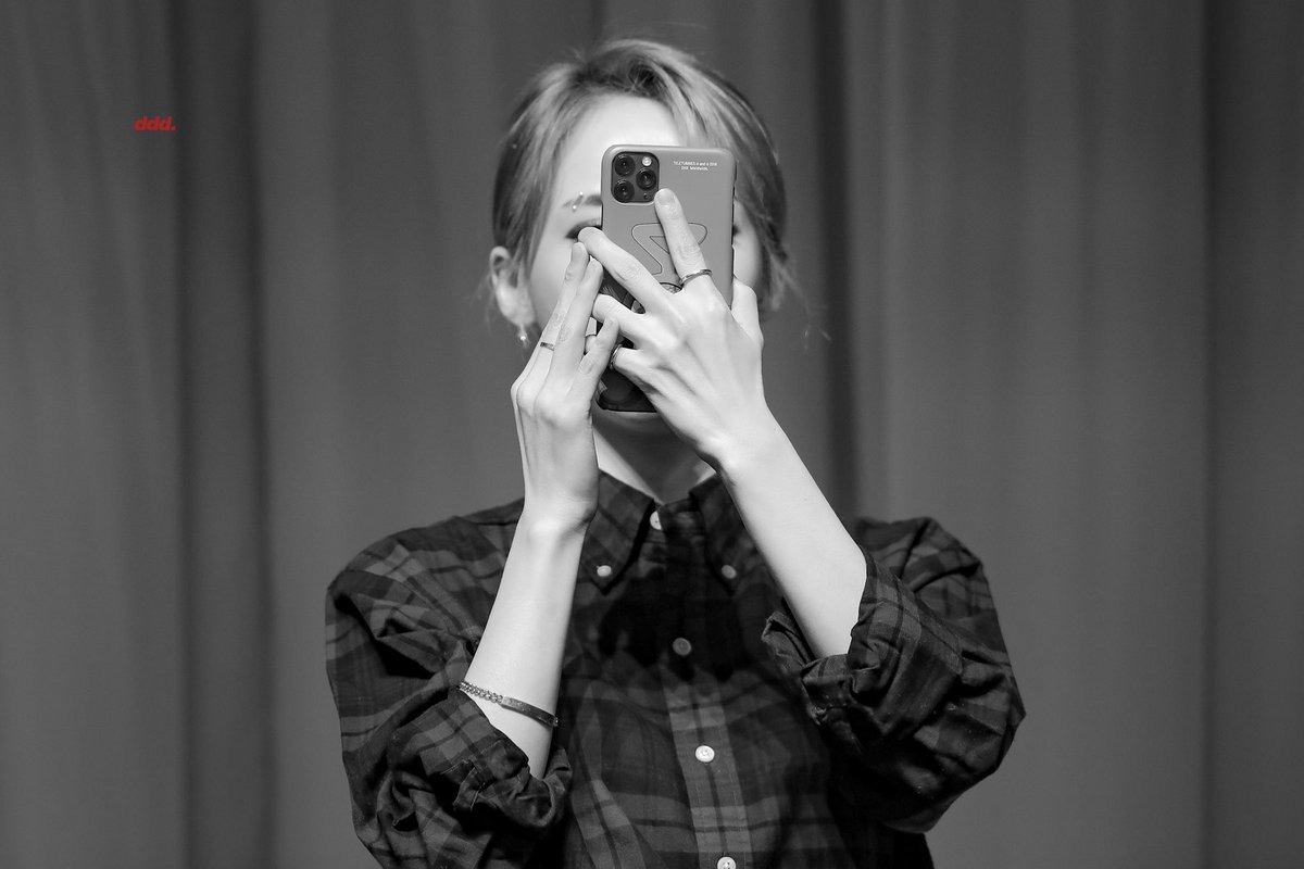 DDD12220221's tweet photo. 191123  💜

#마마무 #문별 https://t.co/L3xW0m3ZsT