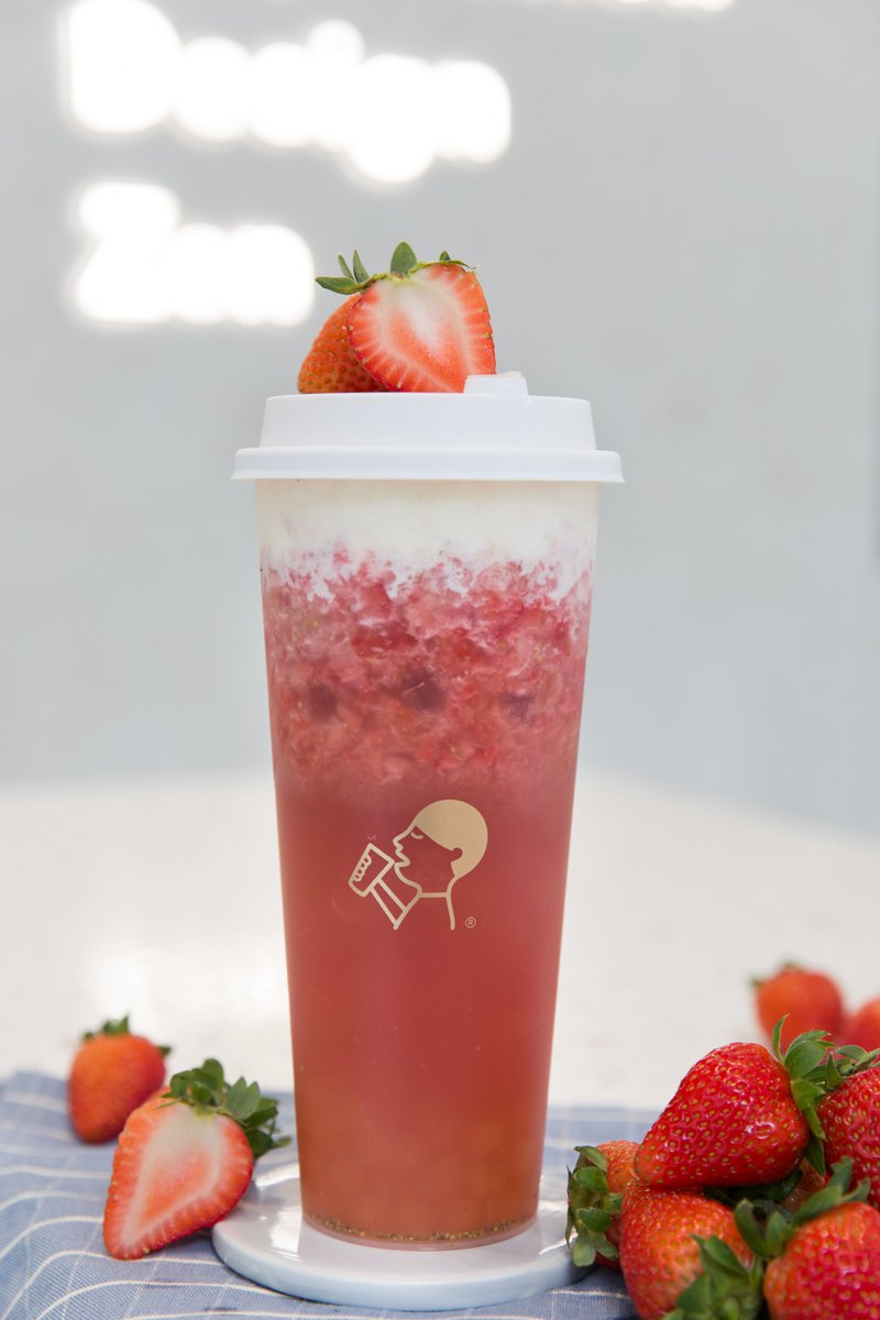 HEYTEAJapan's tweet photo. 「チーゾフルーツティー」（Cheezo Fruit Tea）は、初めての方におすすめのシリーズです。濃厚なチーズフォームと果肉たっぷりのフルーツティーを組み合わせて、さっぱりとした味わいが楽しめます。みなさんは、どちらが気になりますか🍓🍇🍑🥭 https://t.co/G4B8pVGaGp