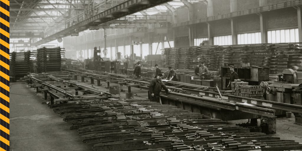 The modern industry invented the factory, where workers became cogs in the machine. This #GalleryOfTheWeek brings together photographs of factories and workers from across Europe👉bit.ly/2Day6vc
#EuropeAtWork