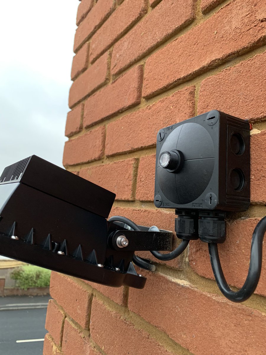 An LED outside light with a bit of modification, the client didn’t want the white light and proffers the light a son flood gives off so we added a bit of amber lens repair tape that you would use on the rear lights of a car. They turned out really good?