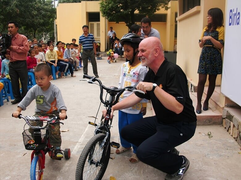 If you are looking for a company trip that combines travel and CSR... Contact us now!!!

#RubikAsia #Teambuilding #CatalystVietnam
#CSR #Corporatesocialresponsibility #Activity