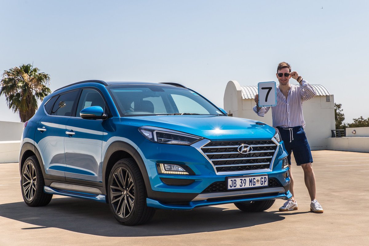 DanielCalbacho's tweet photo. Do you want an SUV but you’re not mad about the soccer ⚽️ mom image? 

Enters the Tucson Sport. It’s macho 💪🏽, hey! 

Rated and reviewed on @neofundi 👆🏼https://t.co/D3TlFWjE7I https://t.co/EtiSTqbaxK