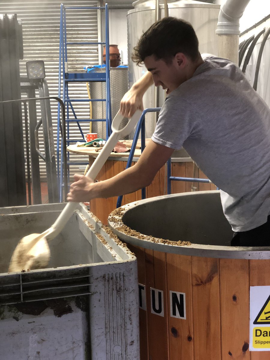 Brew day , Dark side of the Wight #winterale#mashtun#steam