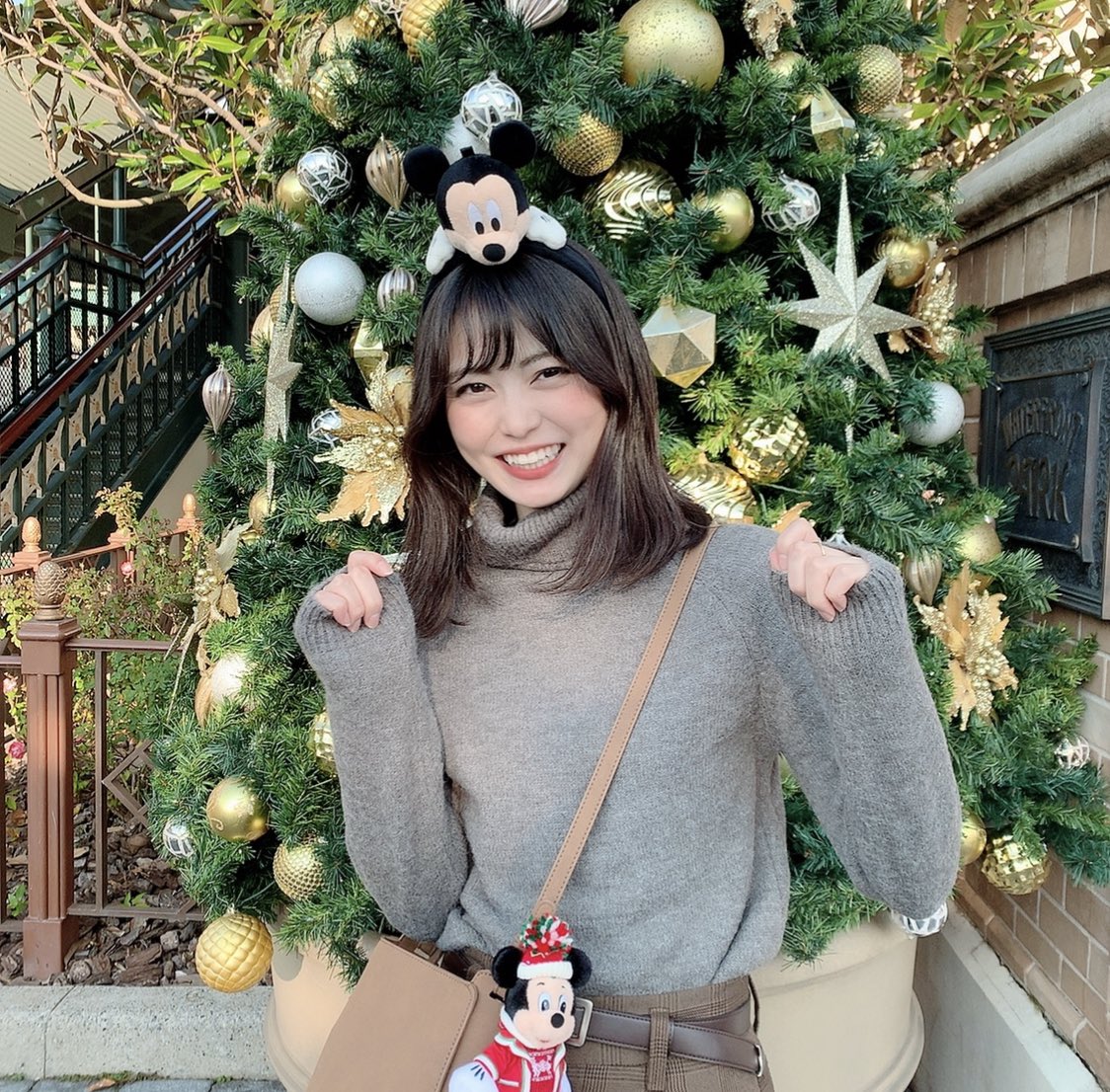 前田亜美 今週の ディズニー365 は近藤春菜さんと一緒に東京ディズニーランドロケしてきました 春菜さんと一緒にパークを楽しんじゃいましたあ