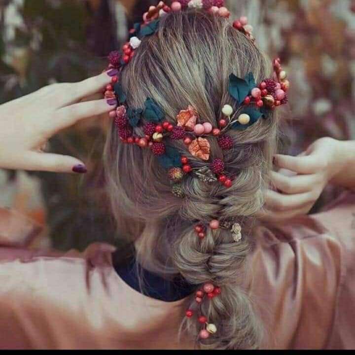 ﻫــﺬﻩ ﻫــﻲ ﺍﻟﺤﻴـــﺎﻩ ﺷﺌــﺖ ﺃﻡ ﺃﺑﻴــــﺖ . .
ﻟـﻦ ﺗﺘﻌﺎﻓـــئ ﺩﻭﻥ ﺃﻥ ﺗﺘــﺄﻟــﻢ . . ﻭﻟﻦ ﺗﺘﻌﻠـــﻢ ﺩﻭﻥ ﺃﻥ ﺗﺨﻄـــﻰﺀ
ﻭﻟﻦ ﺗﻨﺠـــﺢ ﺩﻭﻥ ﺃﻥ ﺗﻔﺸـــﻞ ﻭﻟــﻦ ﺗﺤـــﺐ ﺩﻭﻥ ﺃﻥ ﺗﻔﻘــــﺪ.