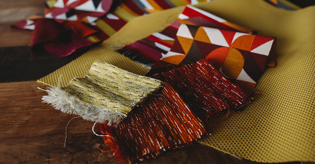 Rootless. Visceral. Wondrous. The French word Dérive means to take an unplanned #journey, drifting through new places, letting the landscape and cityscape inspire you. We've created a collection that celebrates the journey, weaving stories out of #thread. hubs.ly/H0lZs4y0