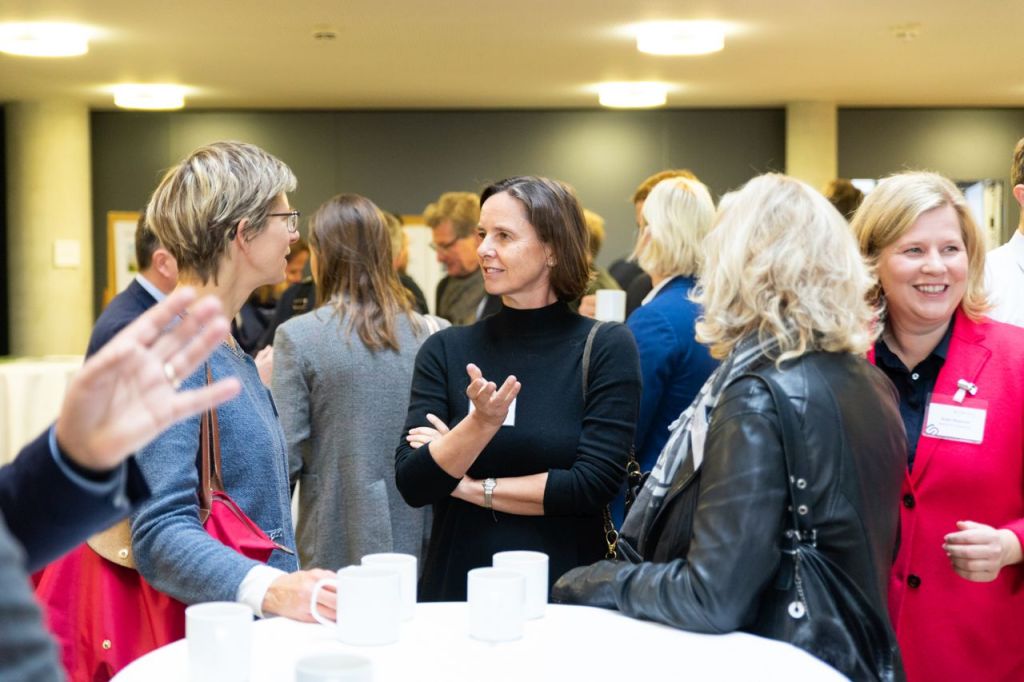 Suchst Du noch – oder kennst Du schon? Willkommen zum StartUp Summit SH in Kiel wimikiel.com/2019/11/25/suc…