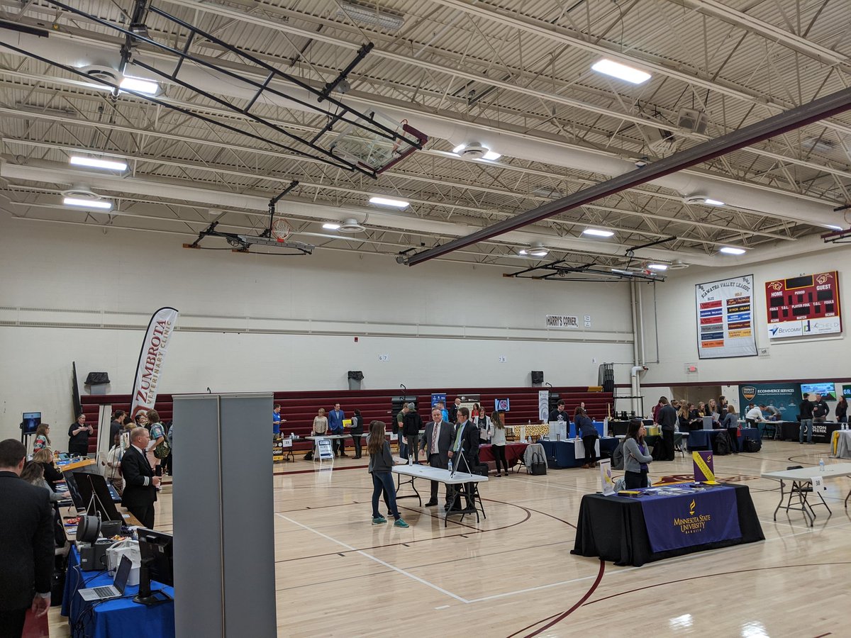MSHSPI's tweet photo. Career-Job Fair 2019 @PIHS is underway. Thanks to all of our vendors for making it a great event. https://t.co/UHJRhoMn6s