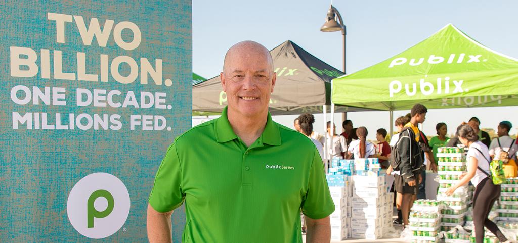 As a food retailer, our greatest opportunity to give back is to help alleviate hunger. We’re proud to have donated more than $2 billion worth of food to people in need since 2009. We’re pledging another $2 billion in food donations by 2030. #PublixServes