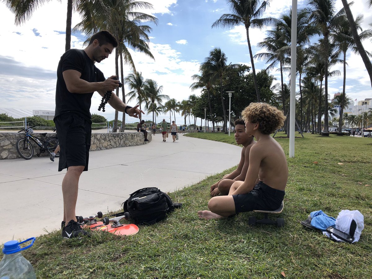 cairo_zion's tweet photo. Had fun shooting with Alex #Multiversa, a You Tuber from #Milan #Italy He is such an inspiration for living a healthy lifestyle! https://t.co/MtGdTMM7NE