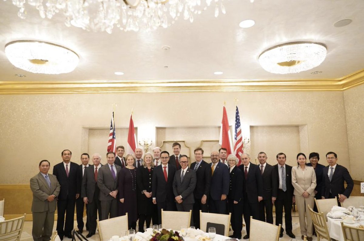 Vice Minister of Trade Jerry Sambuaga &amp; Amb. Mahendra Siregar attended the <a href="/USASEANBusiness/">US-ABC</a> Luncheon on 11/20. They highlighted the value of the US-Indonesia partnership and are hopeful about the trade outlook between the 2 countries. <a href="/KBRIWashDC/">Indonesian Embassy DC</a>