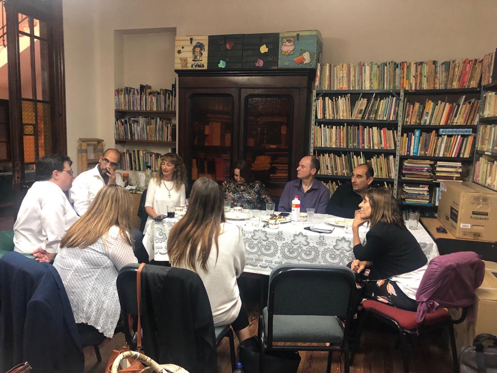 VicZorraquin's tweet photo. Visitamos el @CiieSanNicolas y nos reunimos con su futuro director. También participaron del encuentro la directora de Ramallo y jefes distritales de Arrecifes, Ramallo, Capitán Sarmiento, Baradero y el jefe regional. https://t.co/zn0pV7EW89