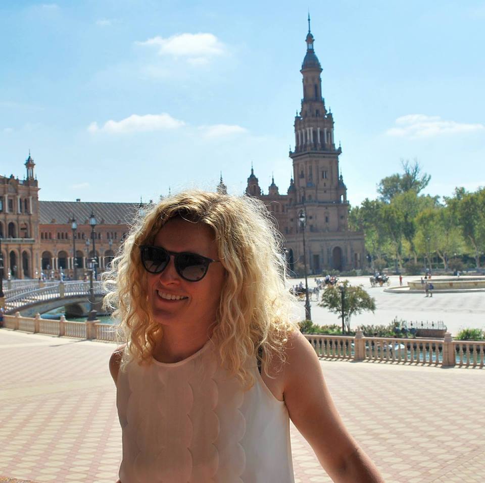 Voici #Entrepreneur_GC <a href="/e_dayler/">Liz Dayler</a>. Liz travaille @INFC_fra, communiquant les résultats aux Canadiens. Elle a hâte de travailler avec ses collègues EGC en découvrant des solutions innovatrices pour la fonction publique!