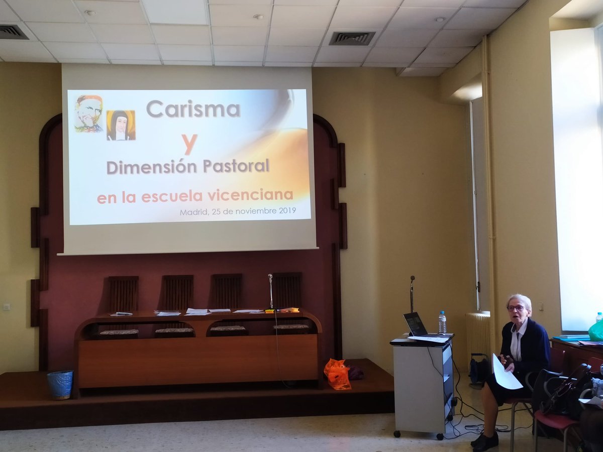 Los coordinadores de pastoral del centro participan en una formación sobre 'Carisma y dimensión pastoral en escuela vicenciana' Cuentan con @brullsole #cev #pastoralescolar #carisma