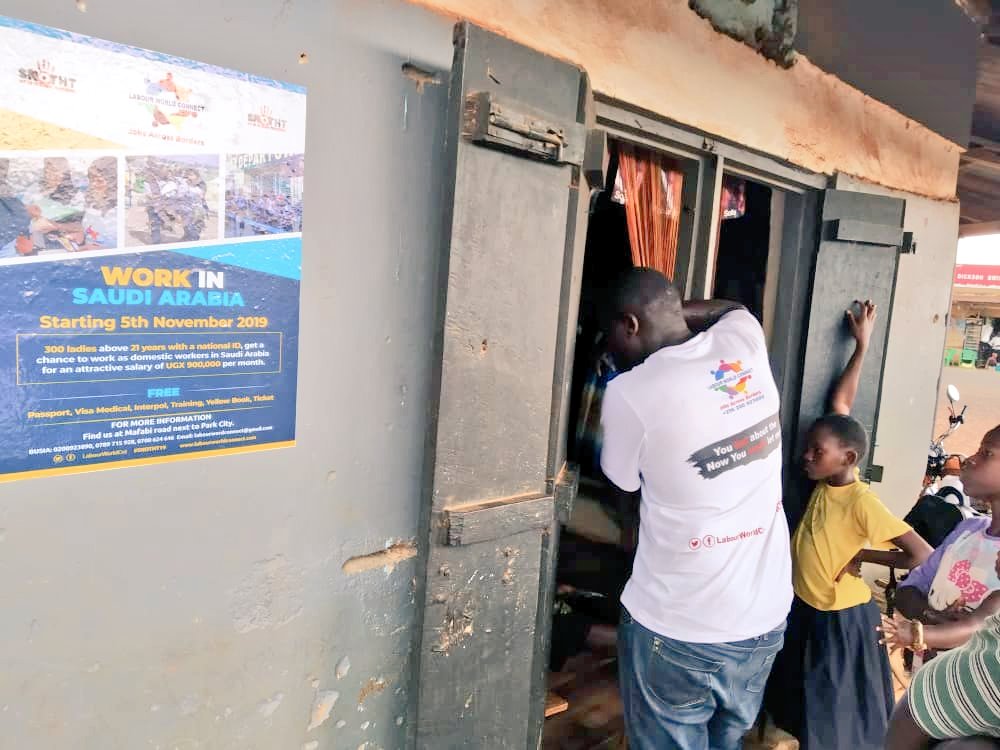 LabourWorldCnt's tweet photo. Our team is Sensitising and mobilising the  villages of Masafu subcounty, Mumugasia , Mumutumba, Namungodi, and Muusaba village about #SNOTHT19 &amp; Free registration process  for #JobsAbroad #LWCJobOpportunity https://t.co/h2cZnzBNkY