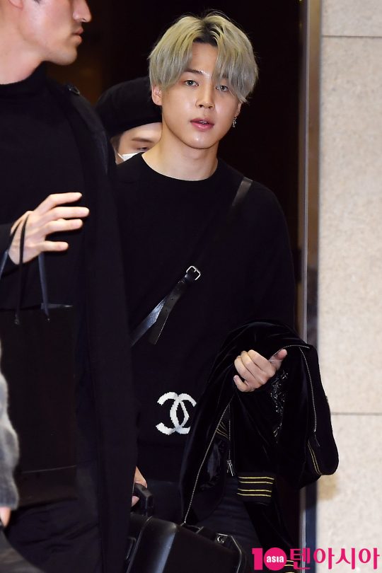 Jimin 190319 airport #BTS Louis - BTS - Prince Jimin