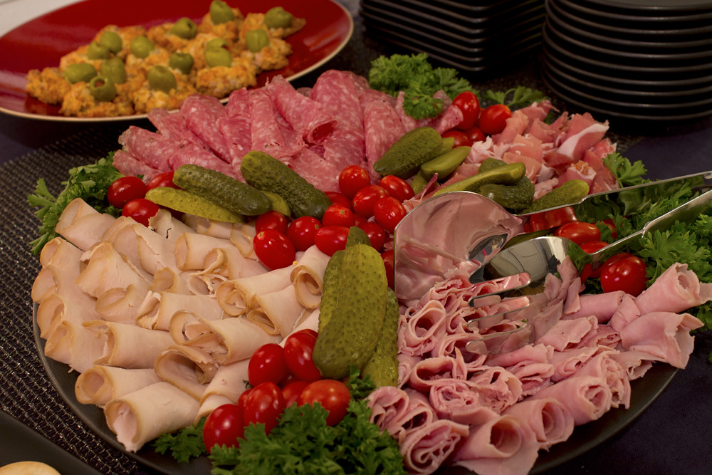 Caseys Art & Deli - A Place In Windsor To Relax (@CaseysCrazyDeli ...