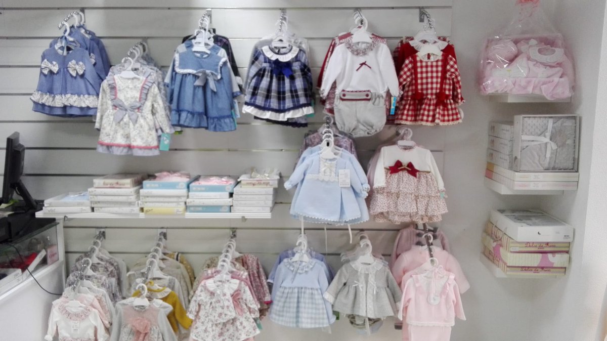 cadecadiz's tweet photo. Nuevo proyecto apoyado por  #CadeBarbate 
Pitufillos Moda Infantil  👗👚👖 ¿quieres conocerlas?
#emprendedoras #empresarias #comerciolocal #creaciónempresas #babyreborn #bordados https://t.co/zYvlmVUaiC