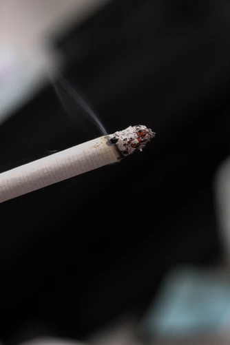 HfxQuitSmoking's tweet photo. There's more to it than just tossing your cigarettes out. Smoking is an addiction and the brain is hooked on nicotine. Check out these great tips to successfully #QuitSmoking https://t.co/5fpLpUWjVj https://t.co/l1Vstggu3w
