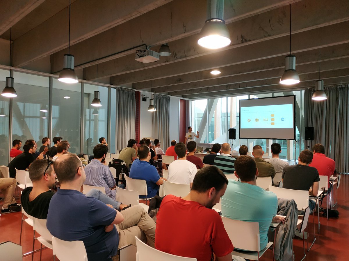 corunadixital's tweet photo. Nova cita na #axendadixital da semana!
💠Facer un Api completo con Api Platform
📅 28 de novembro
⏲️ 19:00-21:00
📍 @centro_agora
➡️ https://t.co/WU3gyhBxTq
#ActividadeTécnica https://t.co/9LRsdTY0iC