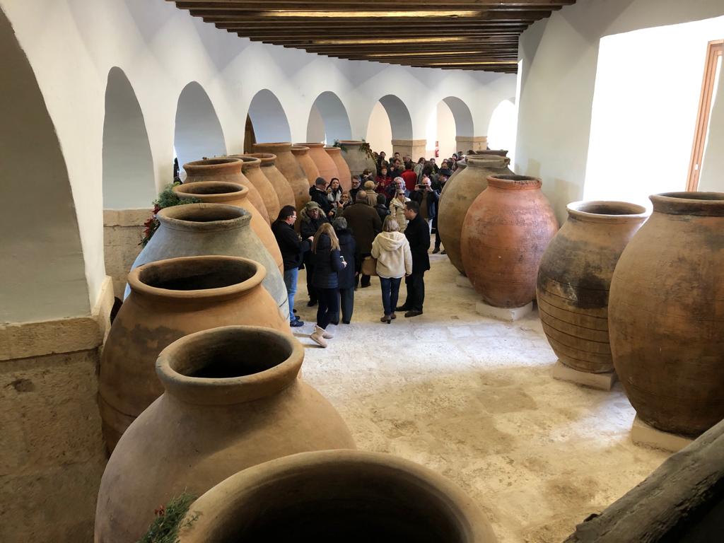Ayer tuvo lugar una jornada de puertas abiertas para conocer el proceso y resultado de la restauración de la Real Fábrica de Paños de Carlos III. Un atractivo turístico de primer nivel para #Brihuega y la provincia de #Guadalajara 💜
#Turismo #Patrimonio