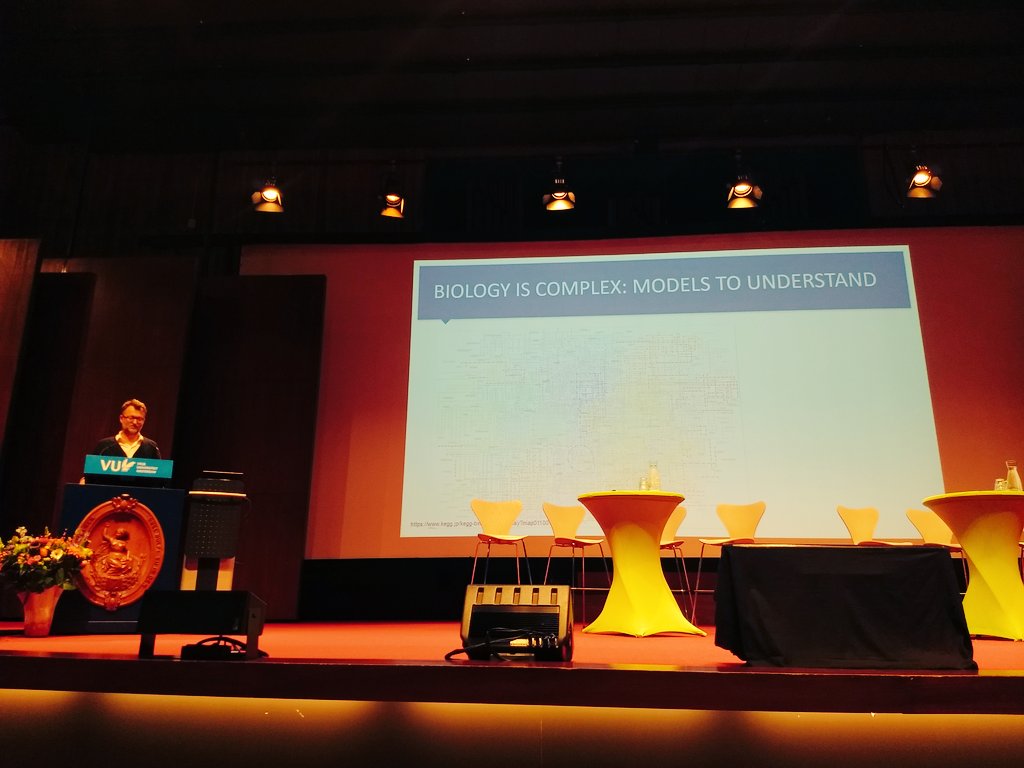 Insightful talk from <a href="/BasTeusink/">Bas Teusink</a> during the "Animal Free Innovation in Science"  highlighting the importance of models in making sense of biological data <a href="/digi_bio/">DigiBio</a> #DigitalBiology <a href="/VUamsterdam/">Vrije Universiteit Amsterdam (inactief)</a>