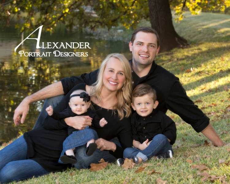 Alexander_pics's tweet photo. Is your family getting together for Thanksgiving??
Let us be part of creating memories for you.
50% off Family Session through Sat. Nov. 30th
Text me at 6872-206-6756  
#familyphotographer #family #familyphotography #familyphoto #love #familyphotoshoot #mansfieldtx #mansfield https://t.co/FT0yRFYtGH