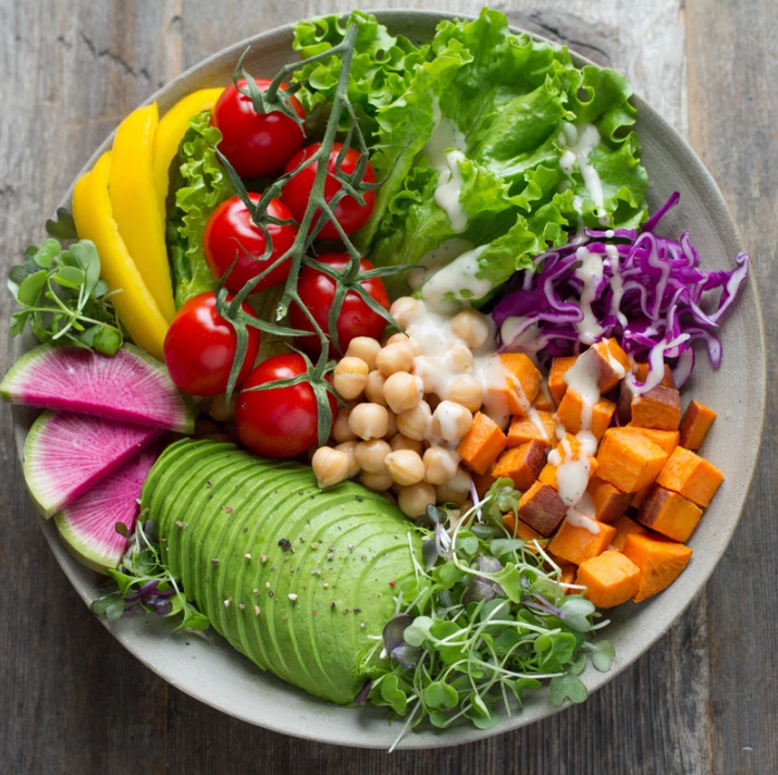 NutritionalRaw's tweet photo. WHERE DO VEGANS GET THEIR PROTEIN?
https://t.co/VIGfHJj3ck
#VeganProtein #VeganFood #PlantBasedProtein #VeganProteinSource #PlantBasedProteinSource https://t.co/vcIDUSLQL1