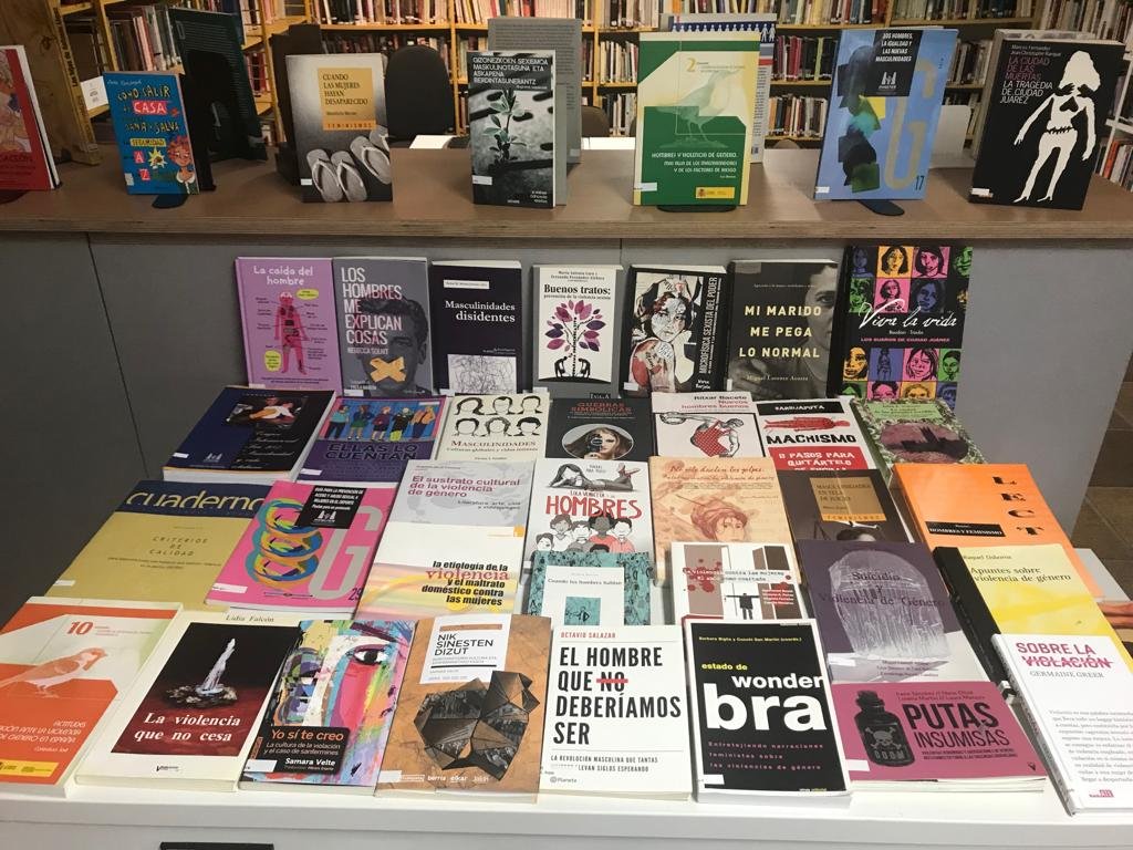 Hoy #25Noviembre desde  el Centro de Documentación-Biblioteca de Mujeres <a href="/IPESEmakumeak/">IPES Emakumeak</a> realizamos nuestra  aportación en el terreno del pensamiento y de las ideas, poniendo a vuestra disposición la exposición "Violencia de Género y Masculinidades".
noticias.ipesmujeres.org/2019/11/exposi…