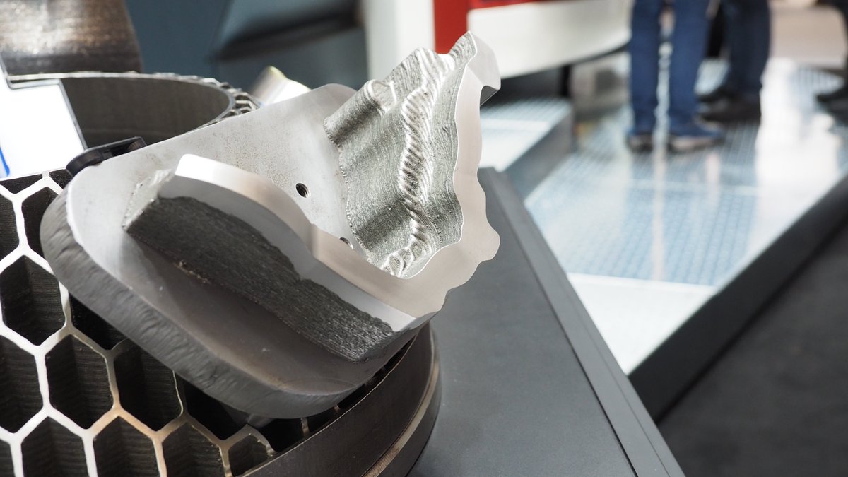 3D-Druck im Aufwind! Ob aus Metall, Kunststoff, für die Serie, als Prototyp oder auch Kurioses: Was wir auf der #formnext2019 alles entdeckt haben: form-werkzeug.de/news/uebersich…
#AdditiveManufacturing #3Dprinting #formnext
