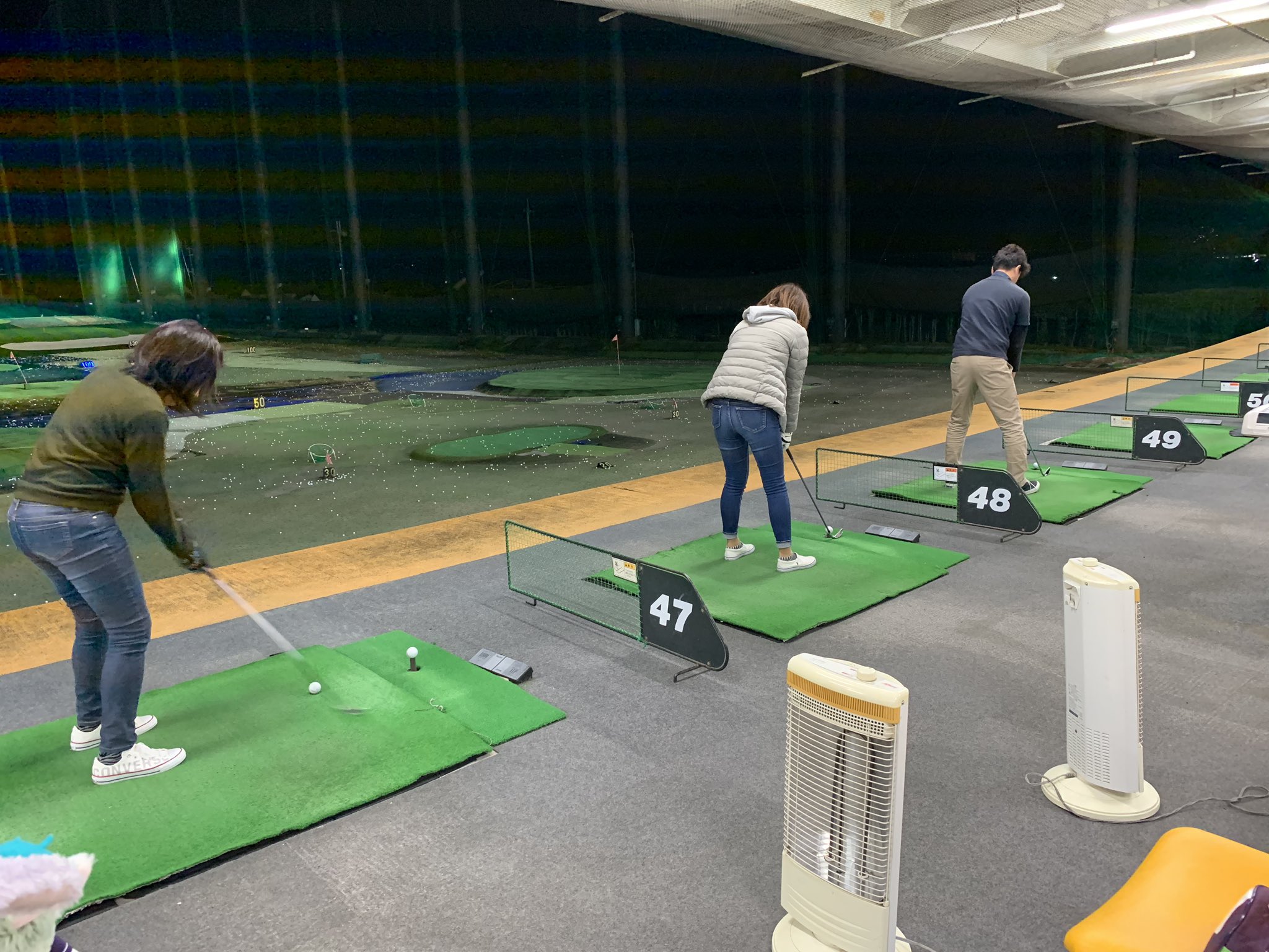 初心者専門 ワンストップゴルフ大和高田校 大和高田校の高いそです 本日も無料体験で ゴルフ を初める女性 の生徒様が 入会して頂きました ゴルフを初めるのは いつでも いくつでも とにかく第一歩を ゴルフ初心者 ゴルフ女子