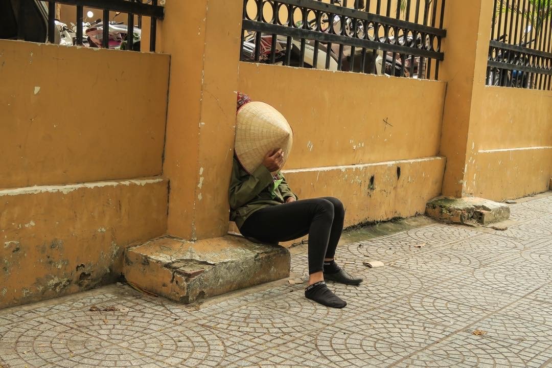 Anh Mat est au sommaire du numéro 3 de la revue Œuvres ouvertes avec un texte intitulé: "J’écris à même la peau de la ville (à propos de vidéo-écriture)" oeuvresouvertes.net/spip.php?artic… @Anh_Mat