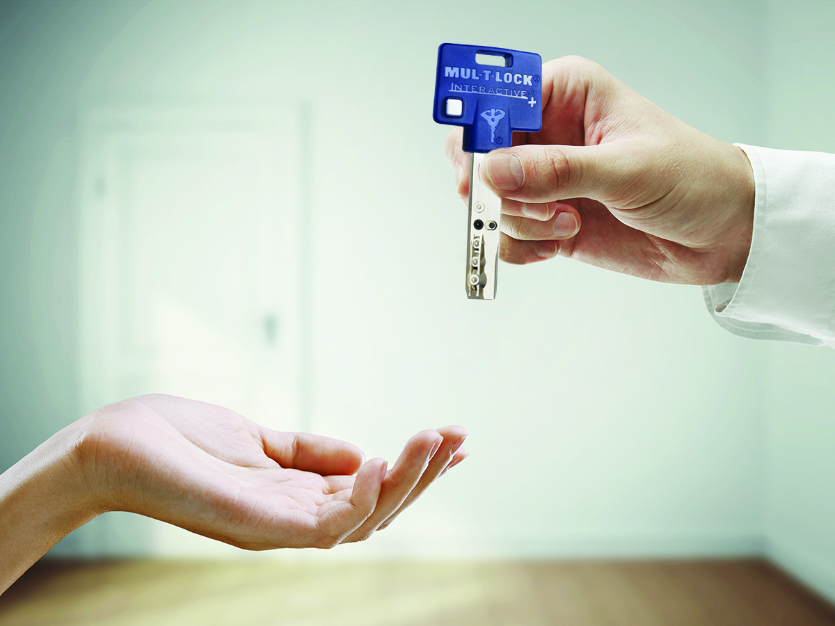 MulTLockCorp's tweet image. Top Tip: It’s important to choose the right Locksmith, as you don’t want to give just anyone access to the locks for your home, car or business. Always choose a third-party verified Locksmith #loveyourlocksmith