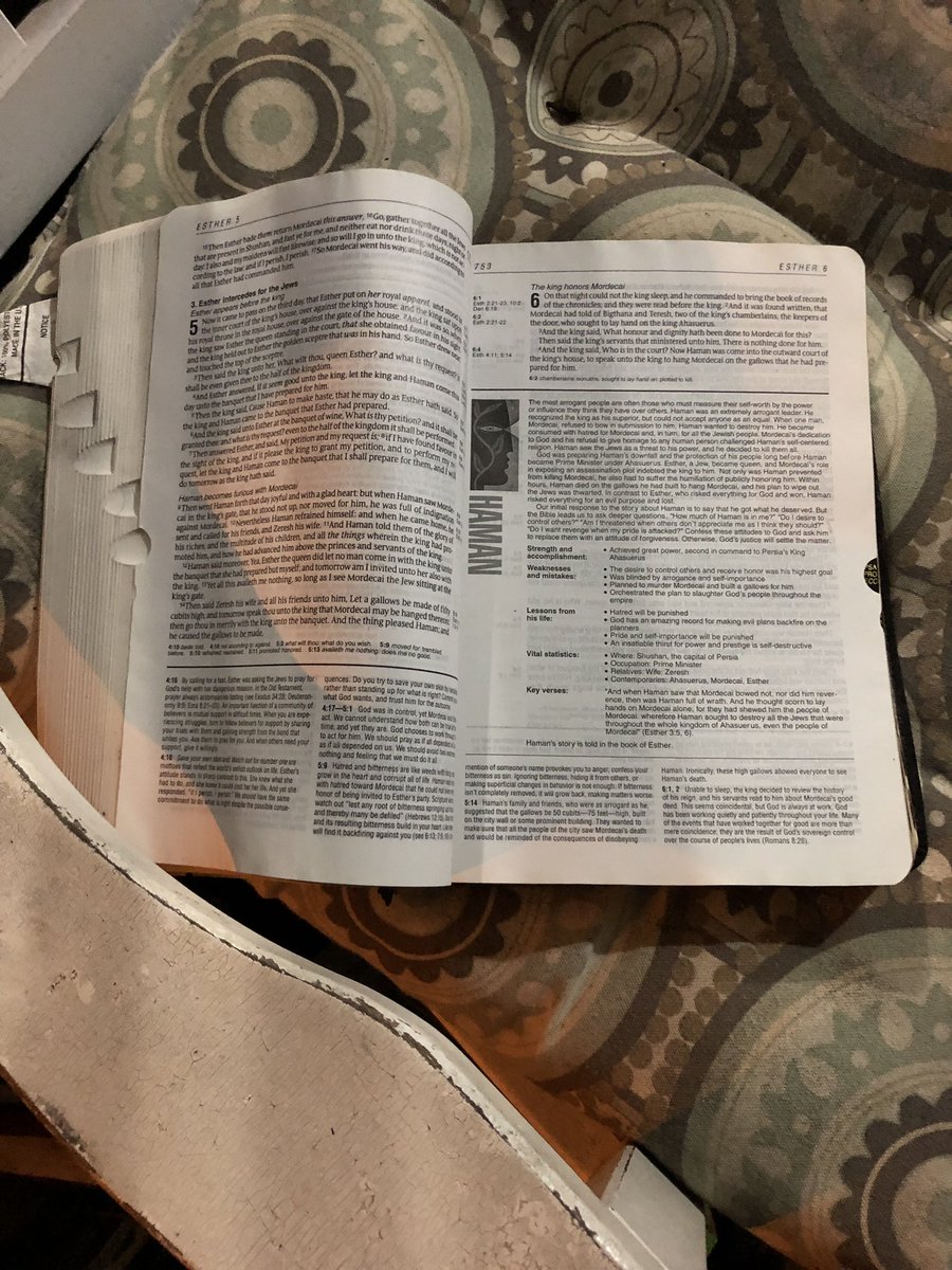 nena_gue's tweet photo. My grandparents house caught on fire Friday .. this Bible was in the extract room it started and was up in flames ! The cover is burnt but the pages are fine ! GOD IS REAL PEOPLE !!! https://t.co/XC94B5uNye