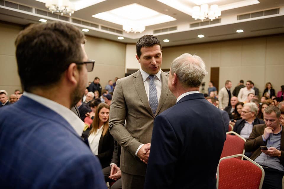 Suradnja i dobrosusjedski odnosi uvijek su prioritet! 😄✌️👏 Naš predsjednik Ratko Kovačić proteklog je vikenda sudjelovao na jubileju povodom 1️⃣0️⃣. godišnjice međunarodnog priznanja Paraolimpijskog komiteta Crne Gore! Čestitke našim susjedima! 😊💪🇭🇷 #paraolimpijci