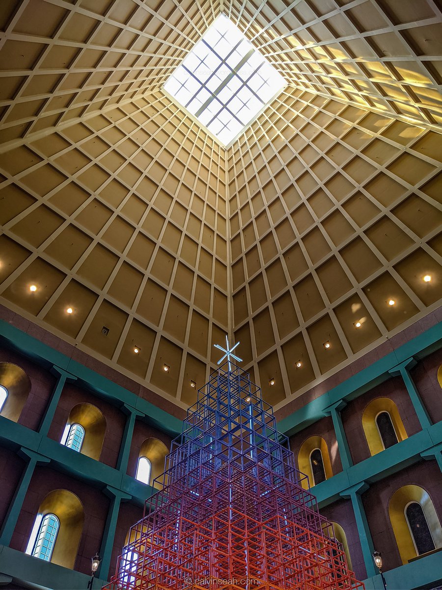 CalvinSeah's tweet photo. Christmas tree @ Millenia Walk.

#Christmas #singapore #exploreSingapore #sg #SingaporeSocial #googlePixel4 #teampixel #madebygoogle #googlepixel4xl https://t.co/dilPI0jEL8