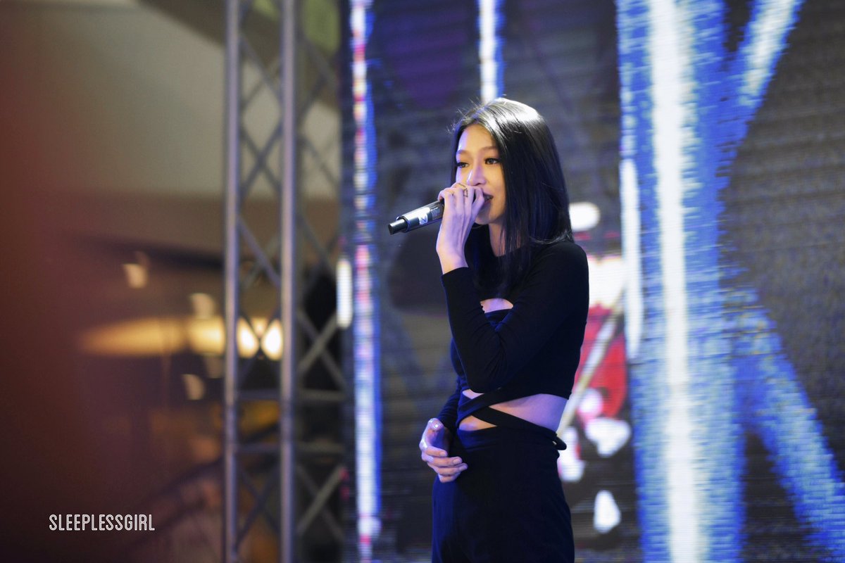 sleeplessgirl_'s tweet photo. 23.11.2019 @ Robinson Saraburi📍 ♪(๑ᴖ◡ᴖ๑)♪ #Baimohn https://t.co/ztoNrmIWvw