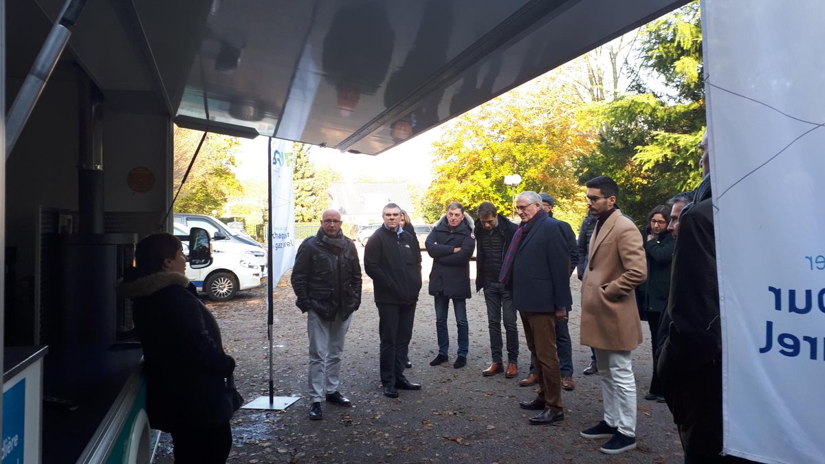 Belle rencontre avec les #promoteur #Normandie avec #Fpi et #olonn avec de nombreux échanges sur le #BIM  #habitat76  #BouyguesConstruction  #BouyguesImmobilier #Label E+C- #icade poêles et Inserts GAZ et prise plug&amp;gaz #eiffageimmobilier #GRDF