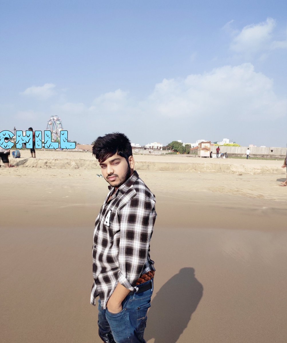Ishrikanth1's tweet photo. #sundaypost #beachlife #happymensday #sandstructures https://t.co/BzqcR03l2T